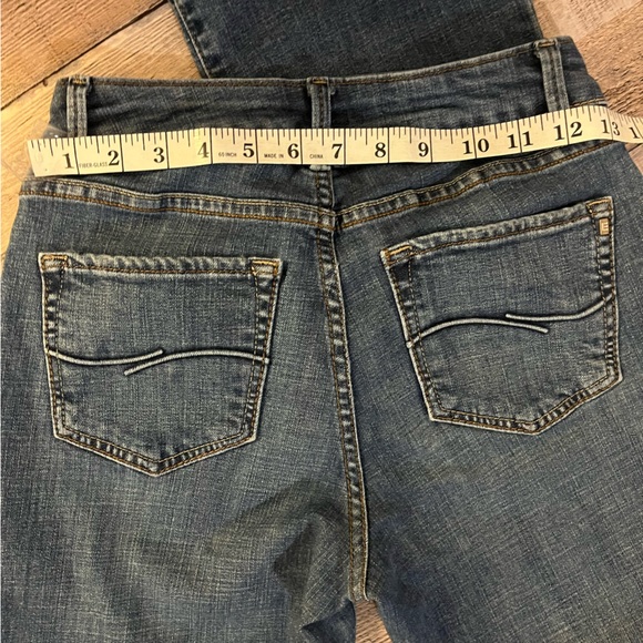 Lee Modern Series Curvy Fit Jeans - Picture 10 of 15